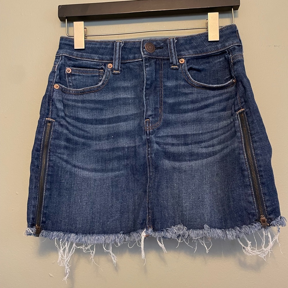 American Eagle Womens Size 2 Next Level Stretch X High Rise Mini Denim Skirt